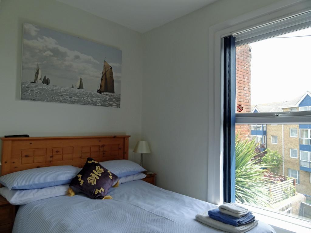Gray'S Inn Cowes  Zewnętrze zdjęcie
